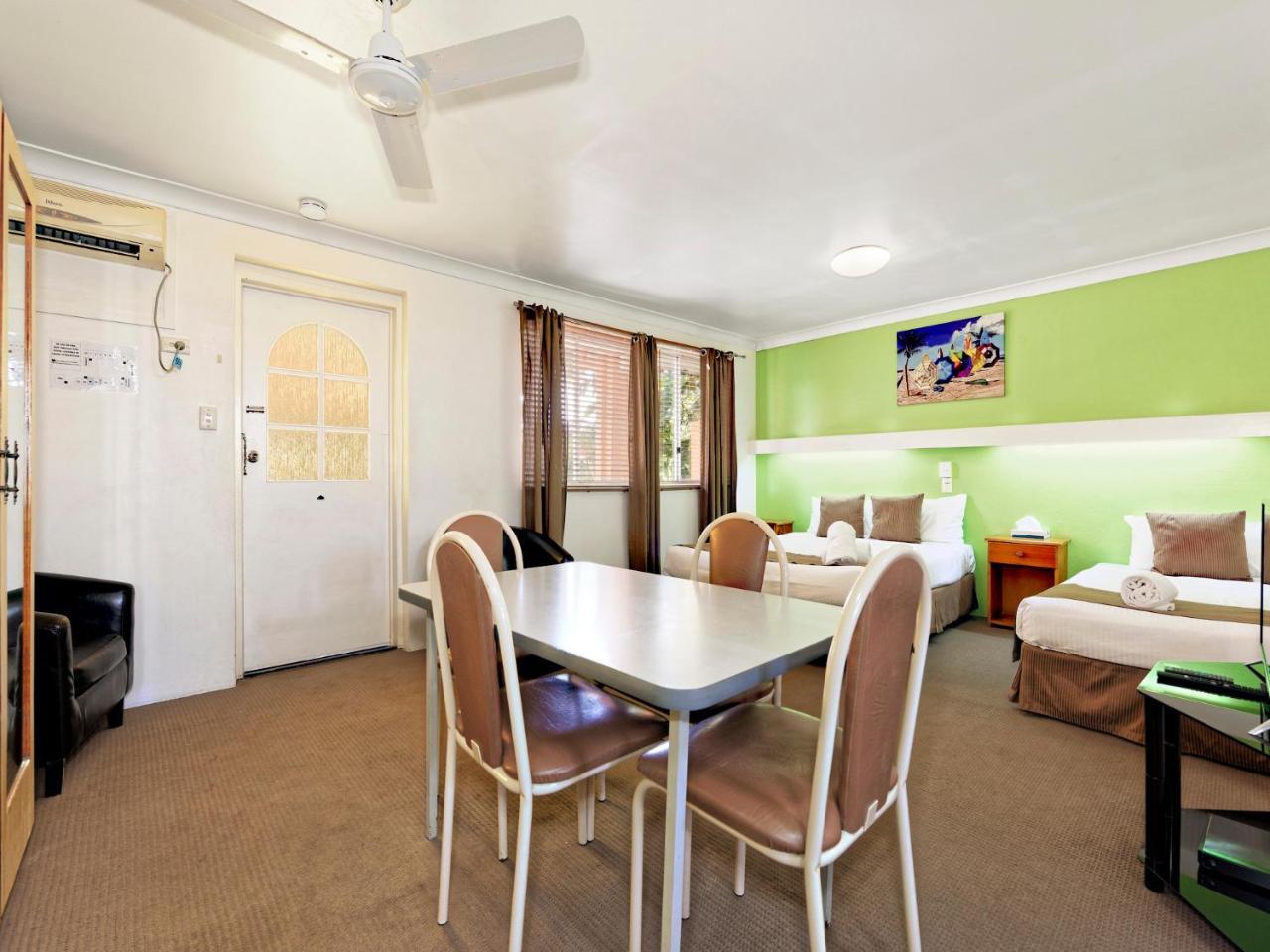 Riviera Motel Bundaberg Exteriör bild