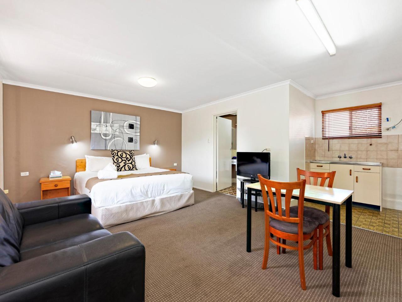 Riviera Motel Bundaberg Exteriör bild